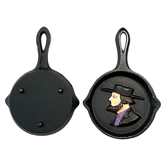 Mini Black Cast Iron Skillet Frying Pan Hand Painted Amish Man Woman Silhouette - Picture 6 of 10
